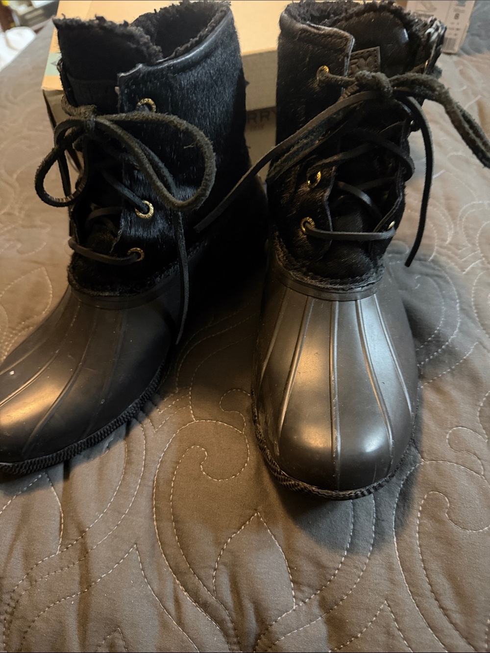 Sperry (Pony hair) Duck Boots Black Faux-Fur Lined Excellent Condition.